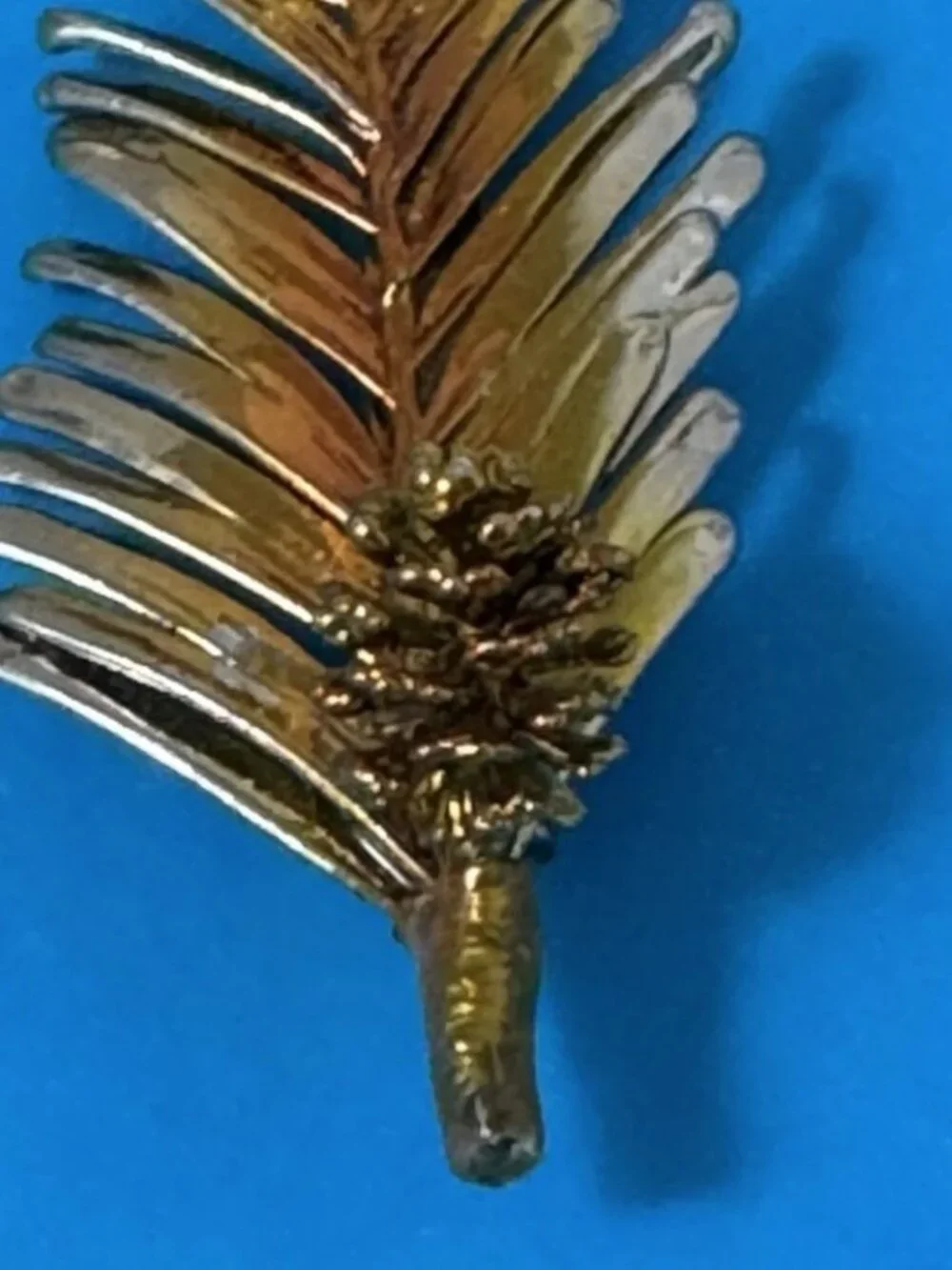 Vintage Pine Branch Leaf Brooch Pin Gold Tone Nature Holiday Jewelry
